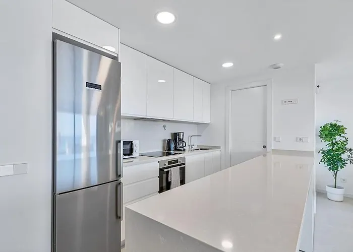 With Big Pool And Close To Beach! * Fuengirola