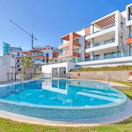דירה With Big Pool And Close To Beach! פואנגירולה