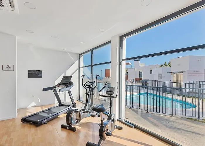 With Big Pool And Close To Beach! * Fuengirola