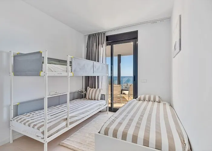 With Big Pool And Close To Beach! Lejlighed Fuengirola